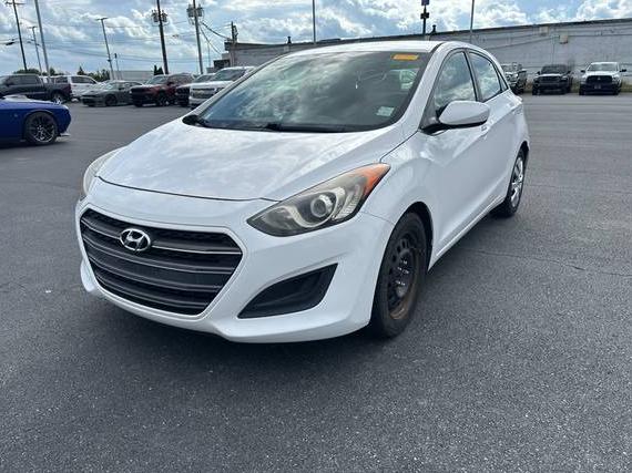 HYUNDAI ELANTRA GT 2017 KMHD35LH8HU376579 image